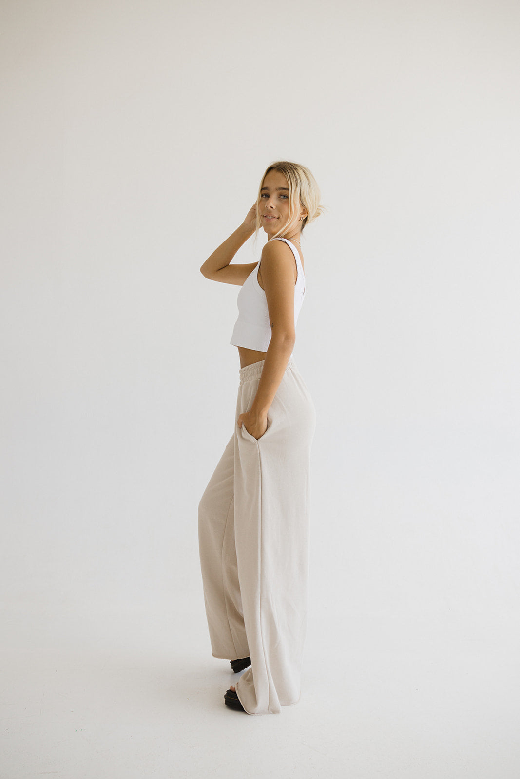 Kira Wide Leg Sweatpants // Beige