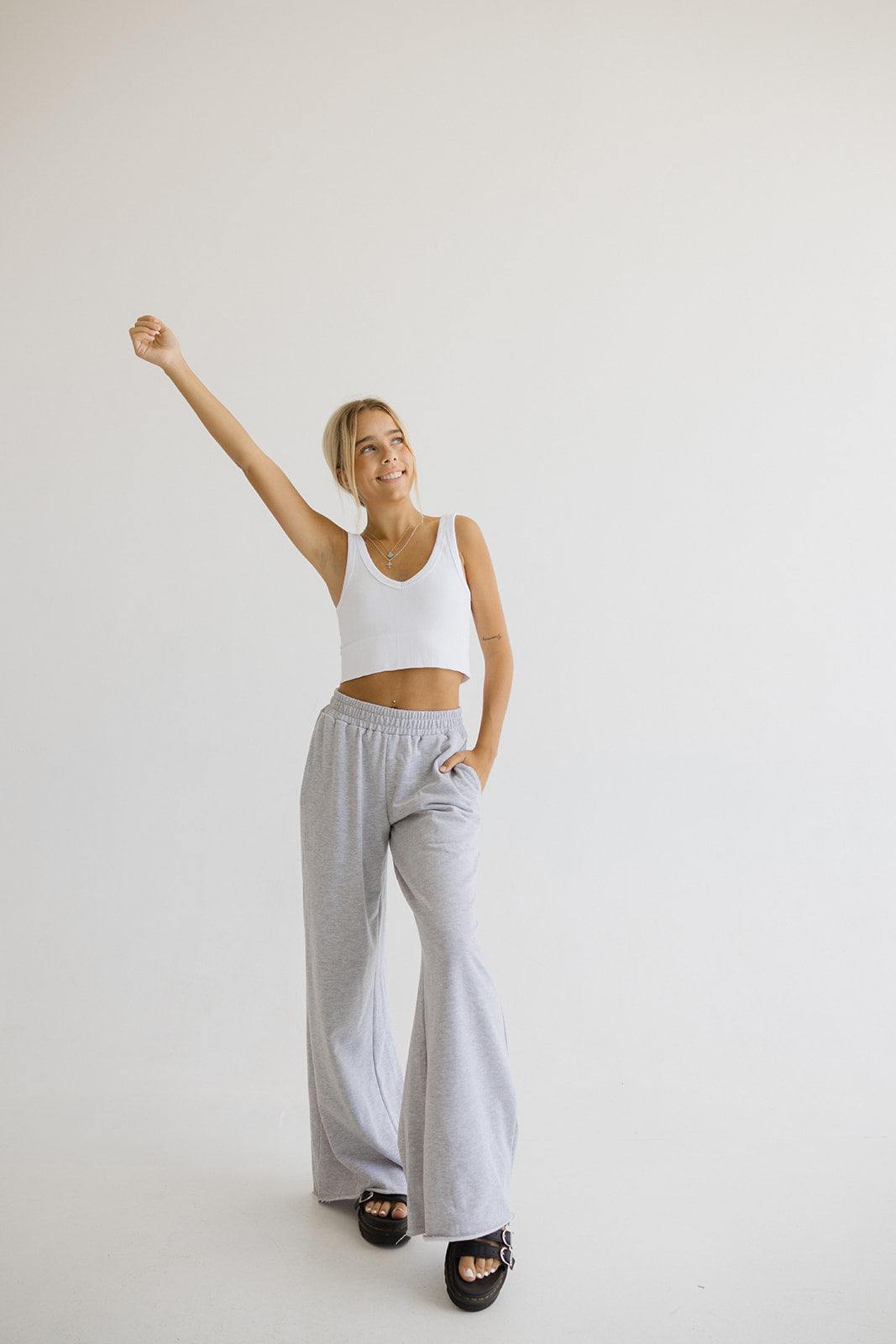 Kira Wide Leg Sweatpants // Grey