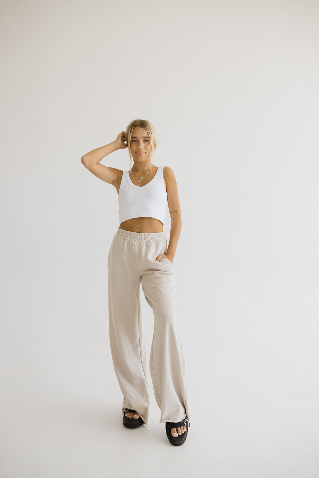 Kira Wide Leg Sweatpants // Beige