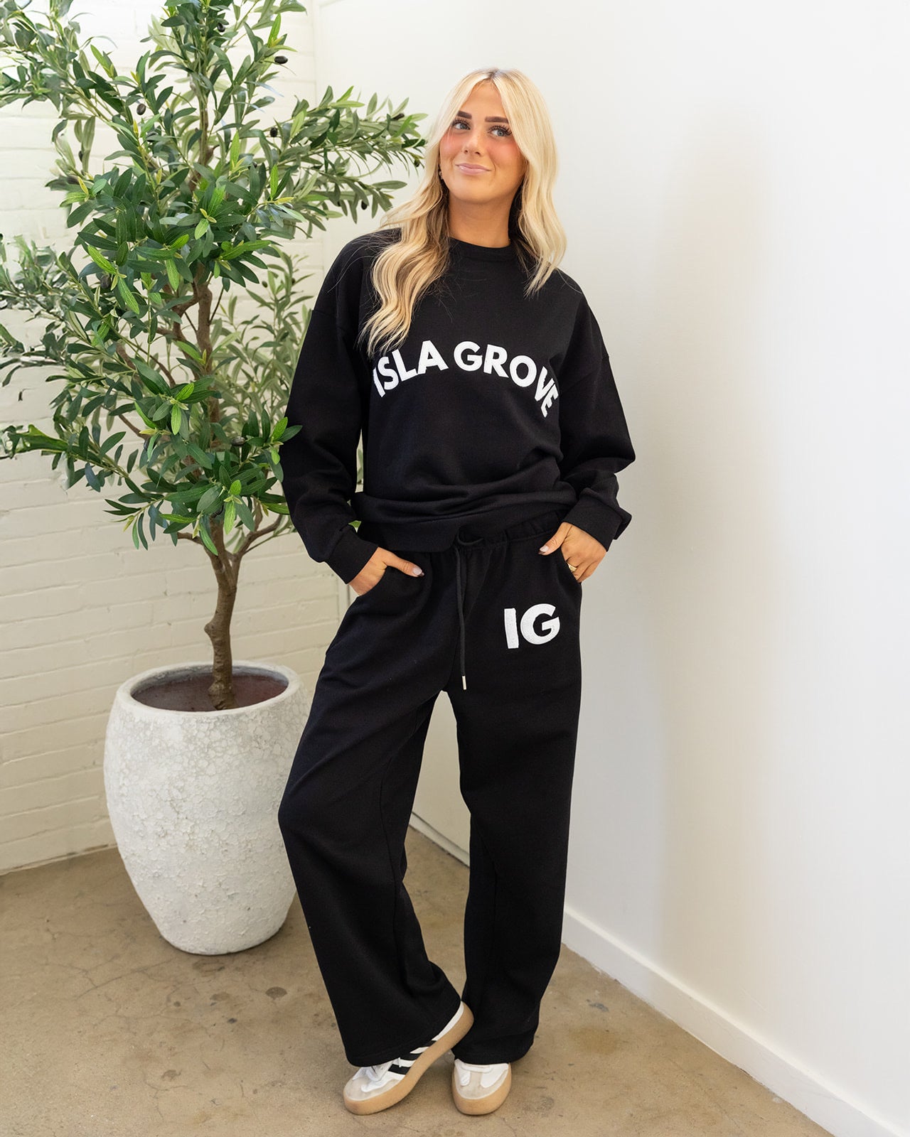 Isla Grove French Terry Wide Leg Pants // Black