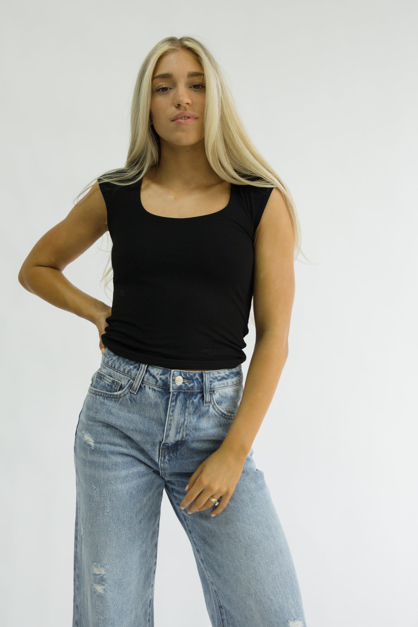 Clean Cap Sleeve Top // Black