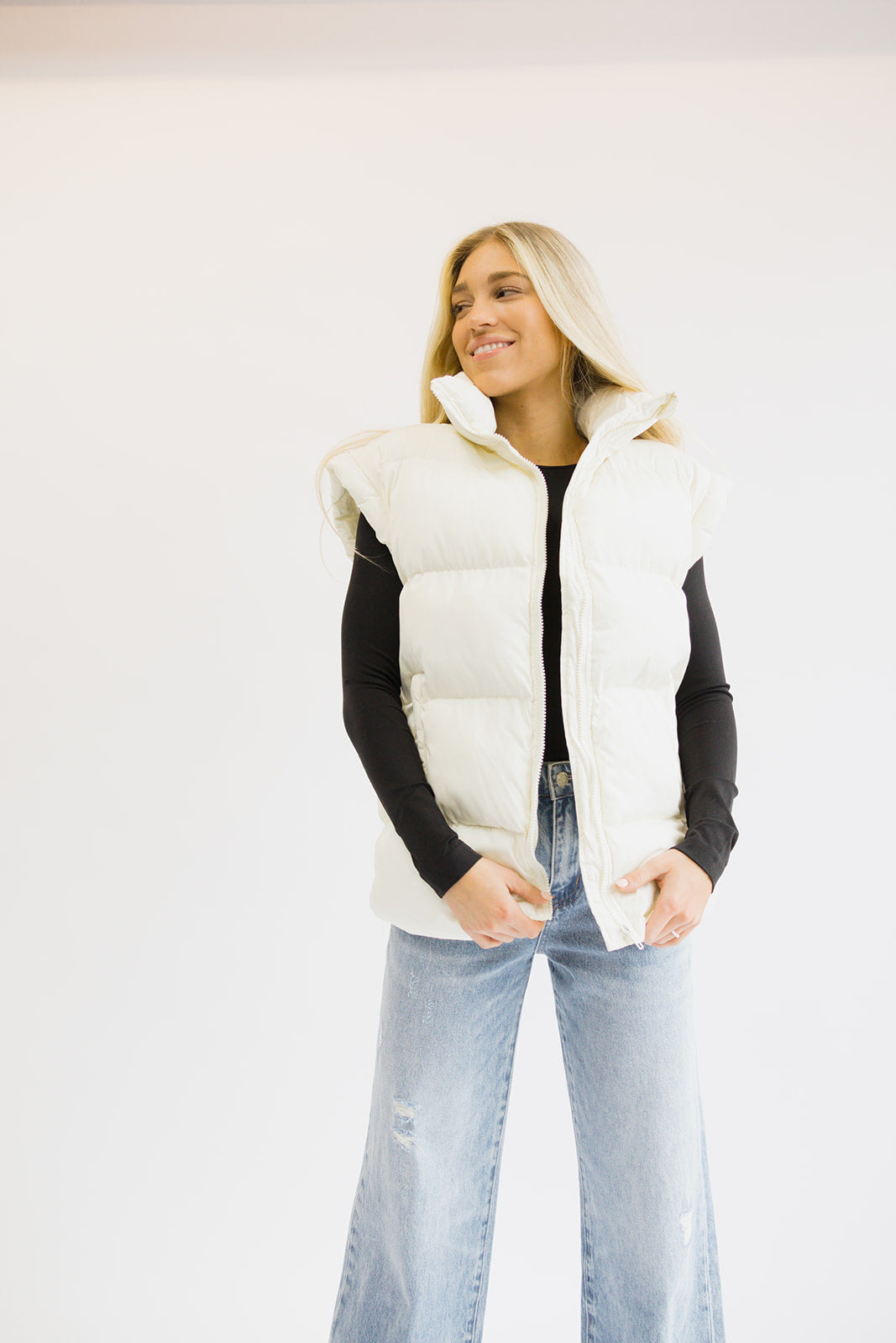 Ava Puffer Vest // Cream