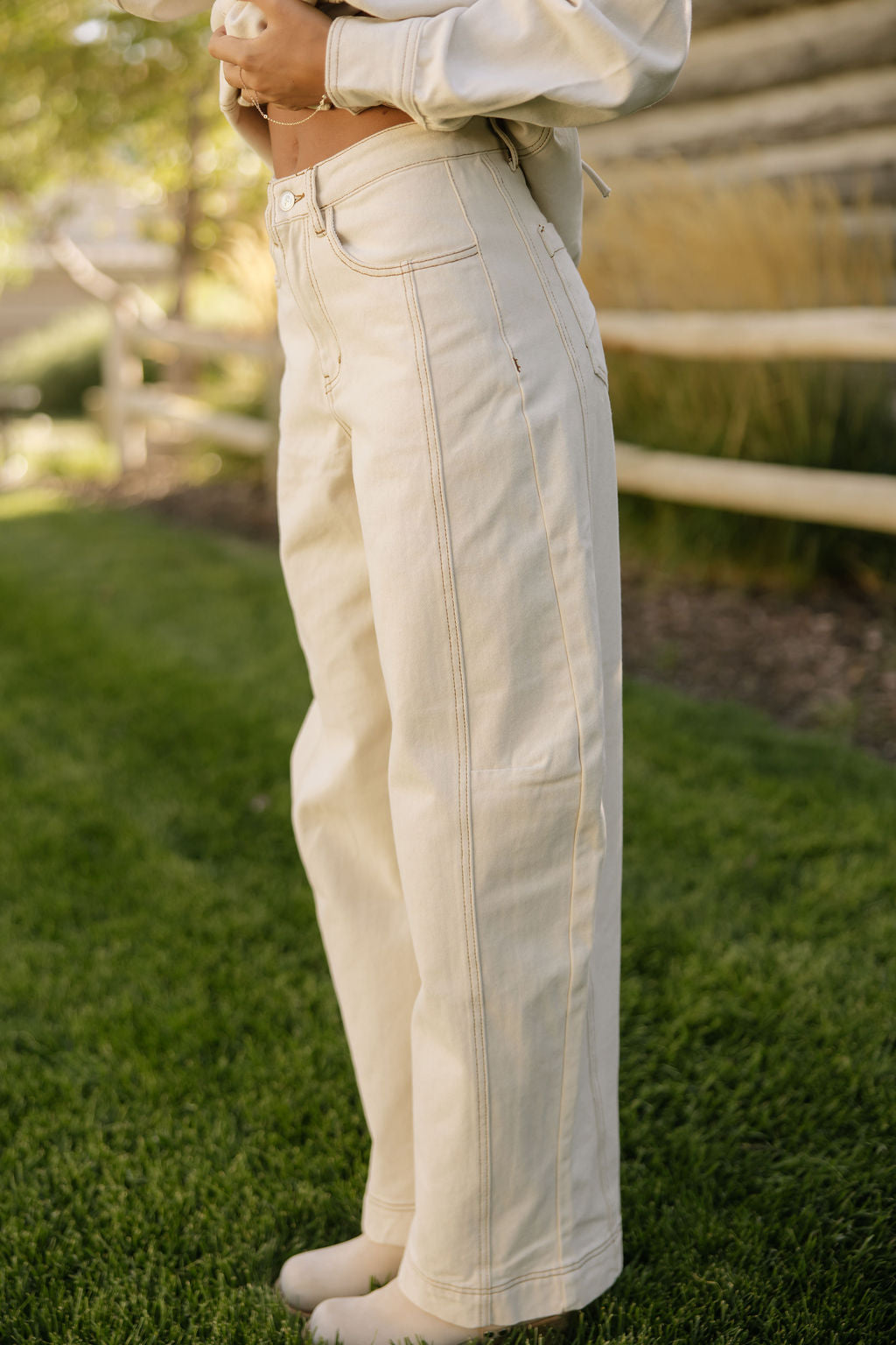 Saddle Up Barrel Jeans