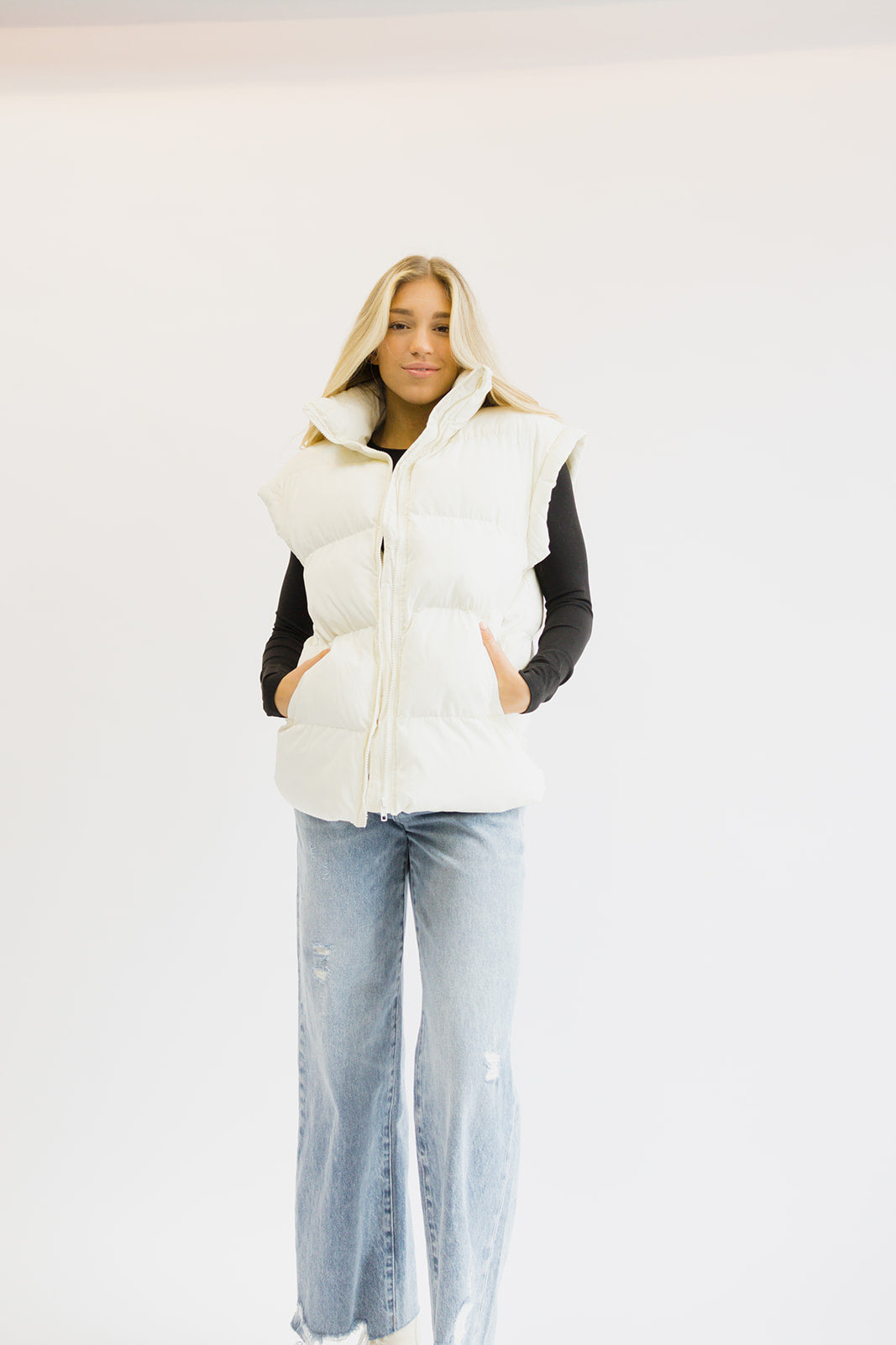 Ava Puffer Vest // Cream