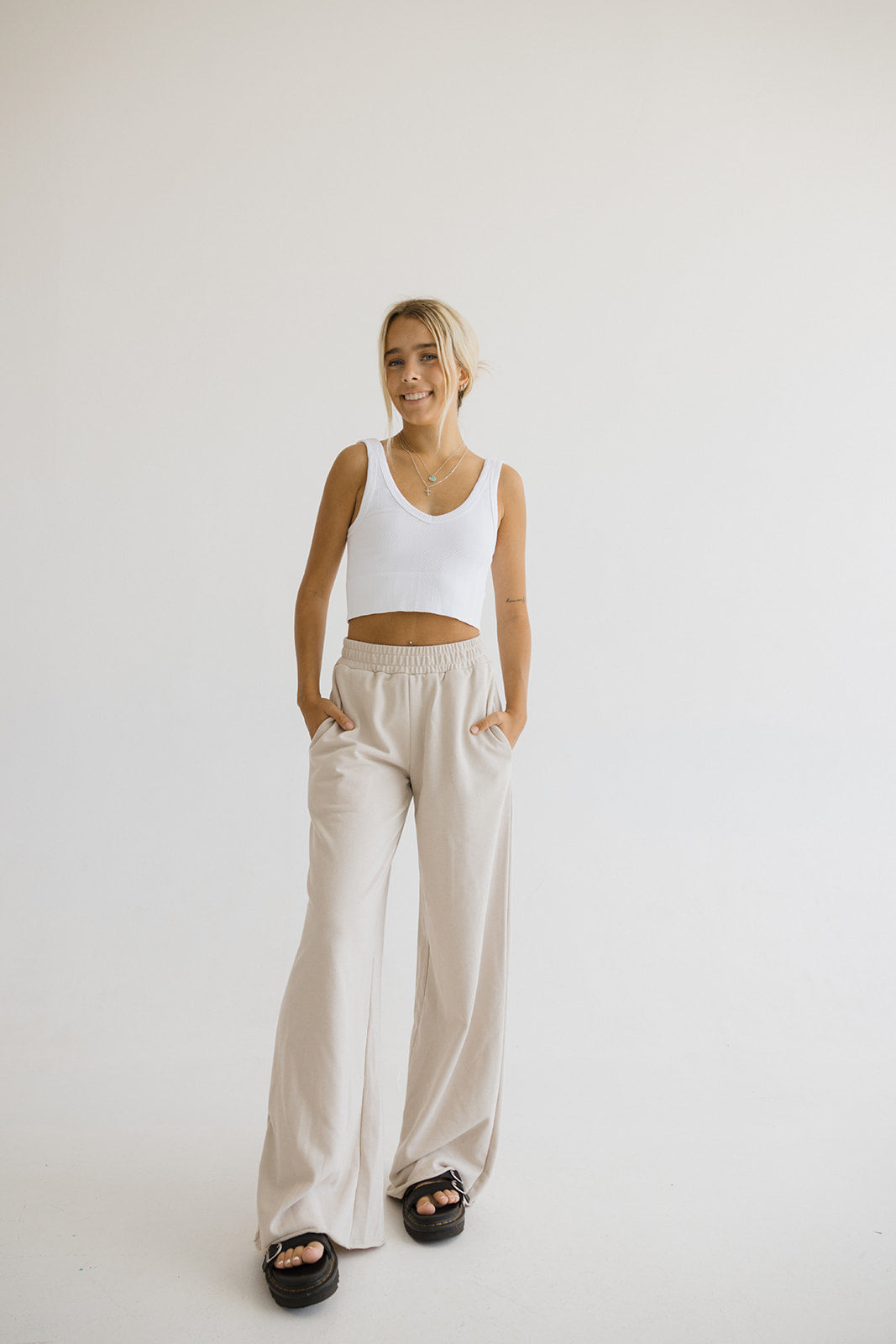Kira Wide Leg Sweatpants // Beige
