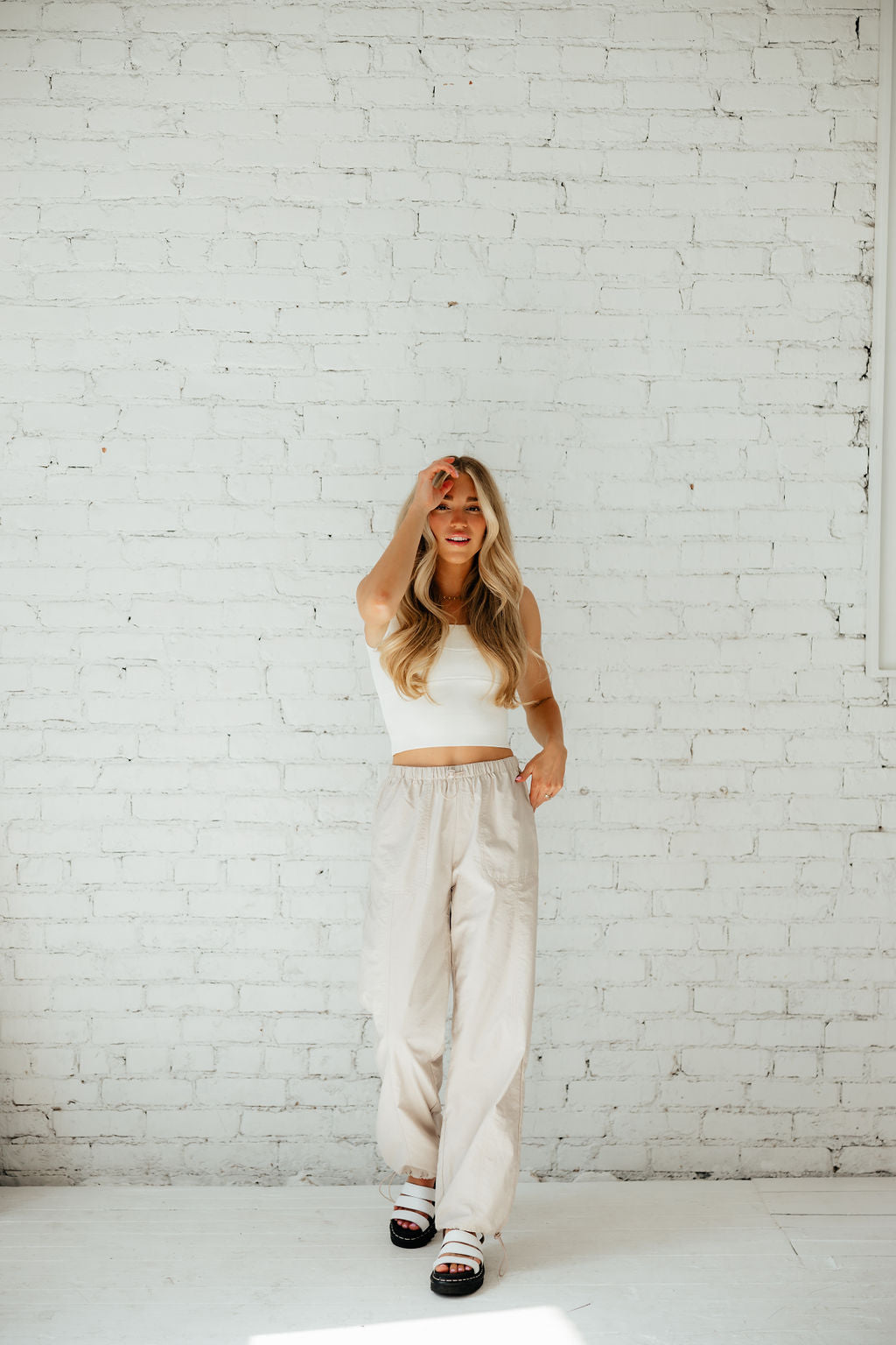 It’s a Vibe Parachute Pant // Taupe *RESTOCKED*