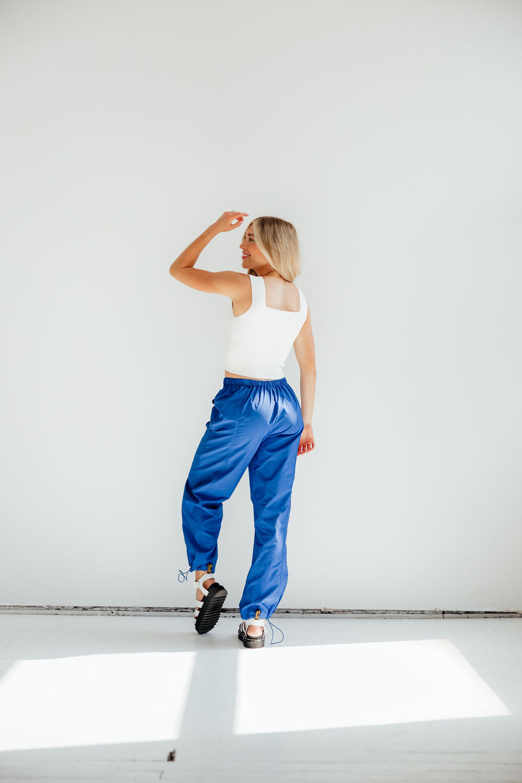 It’s a Vibe Parachute Pant // Blue