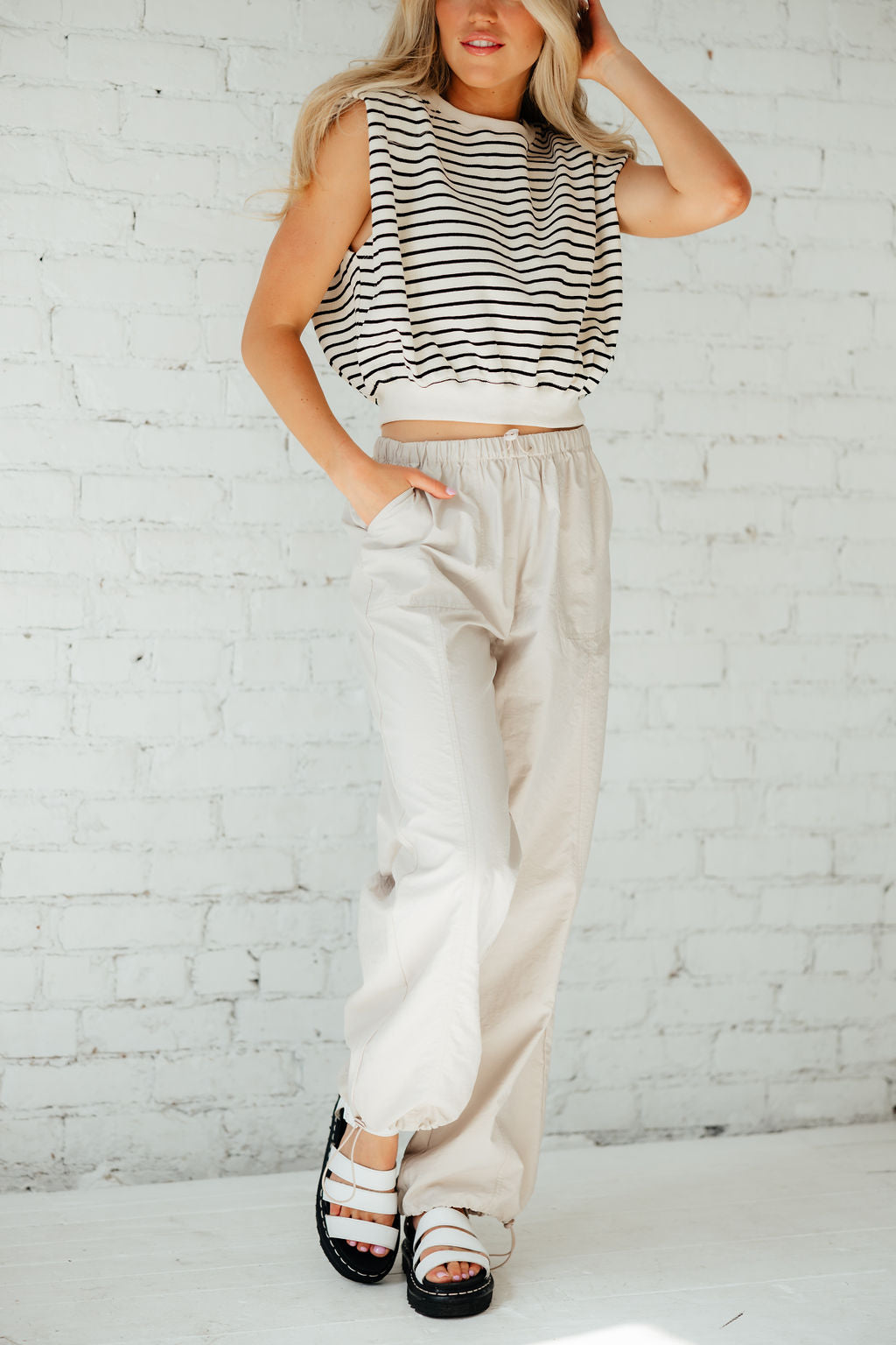 ISLA WHITE LINEN CARGO PANT