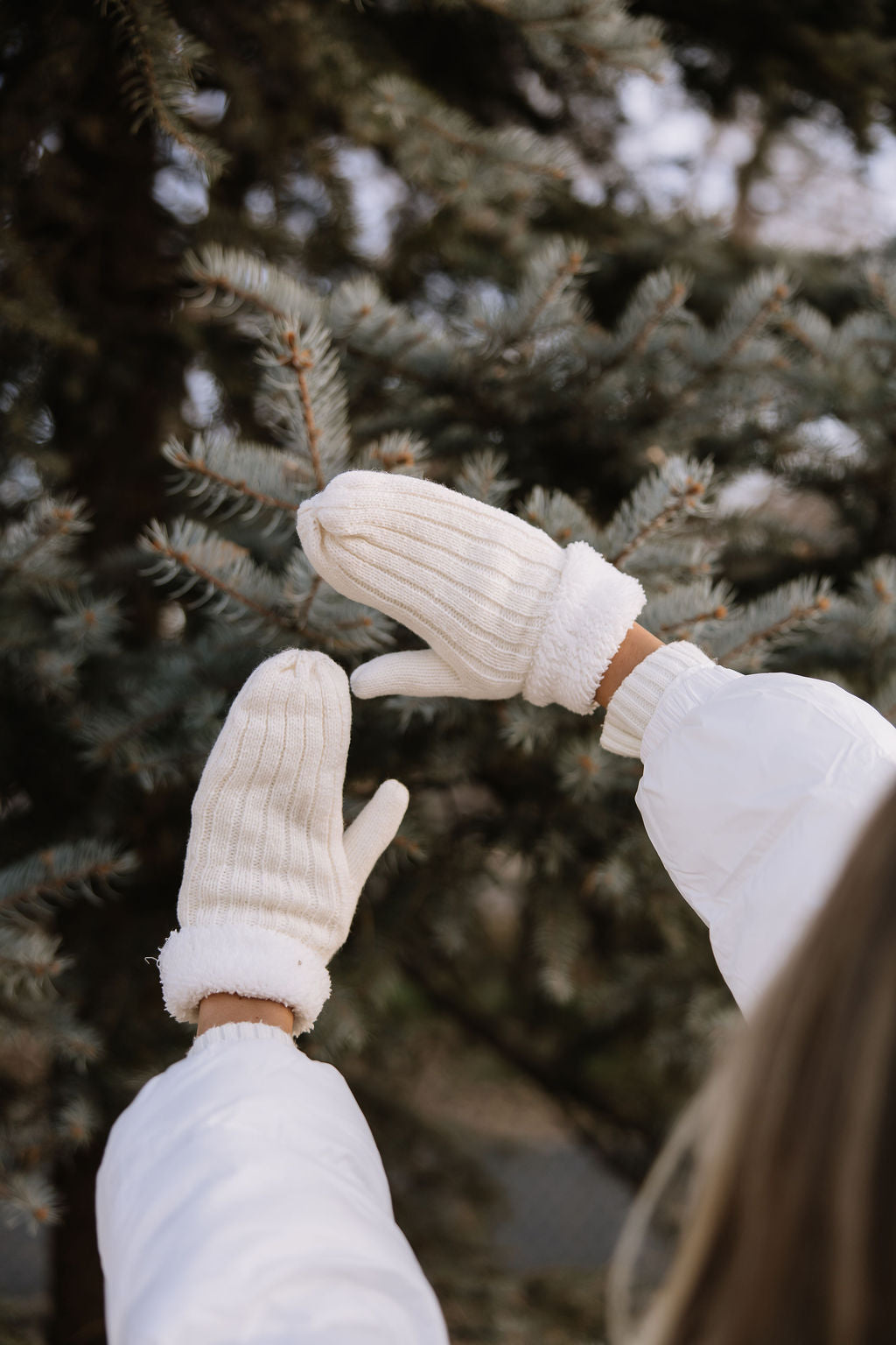 Flurry Knit Mittens