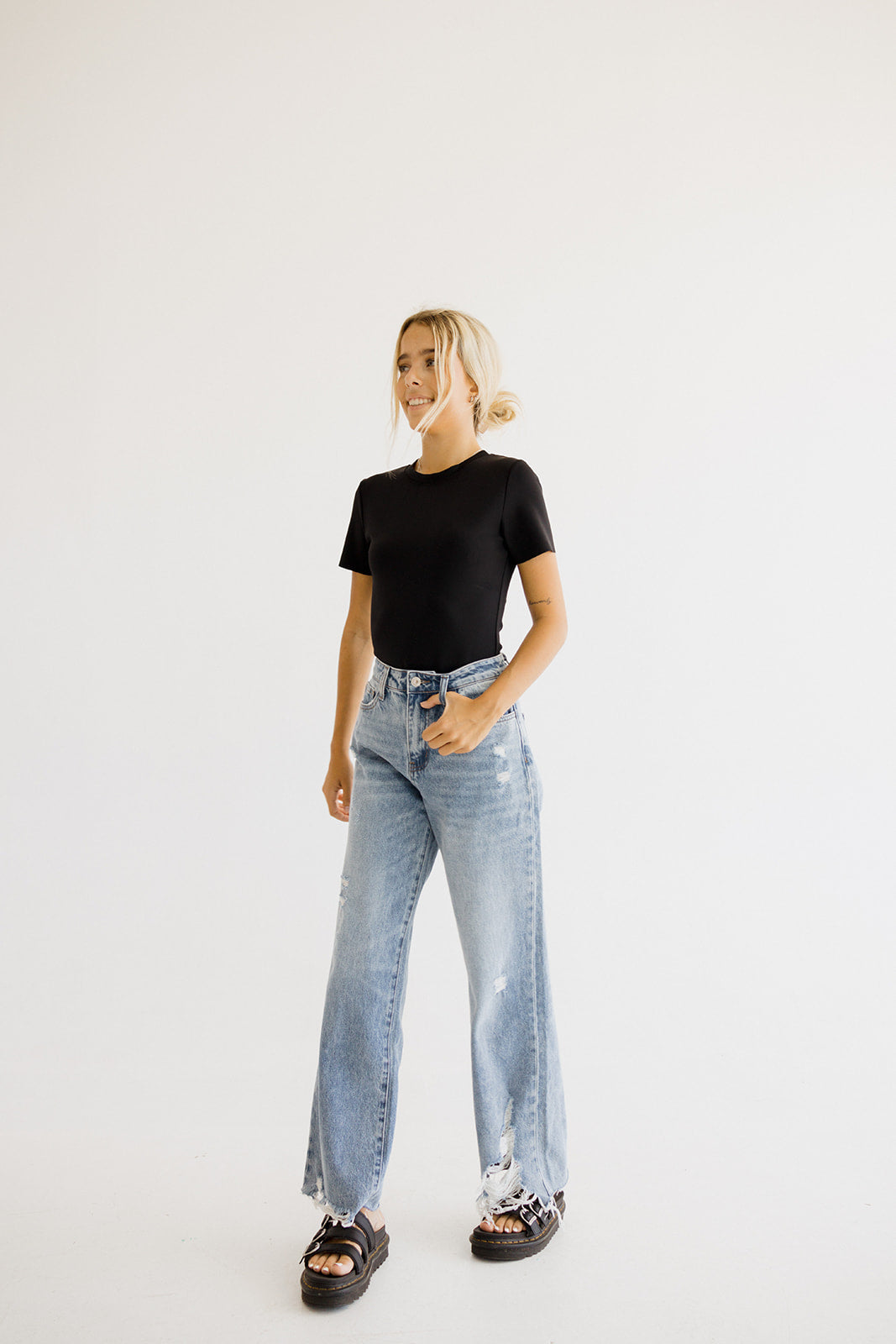 Smoothing T-Shirt Bodysuit // Onyx