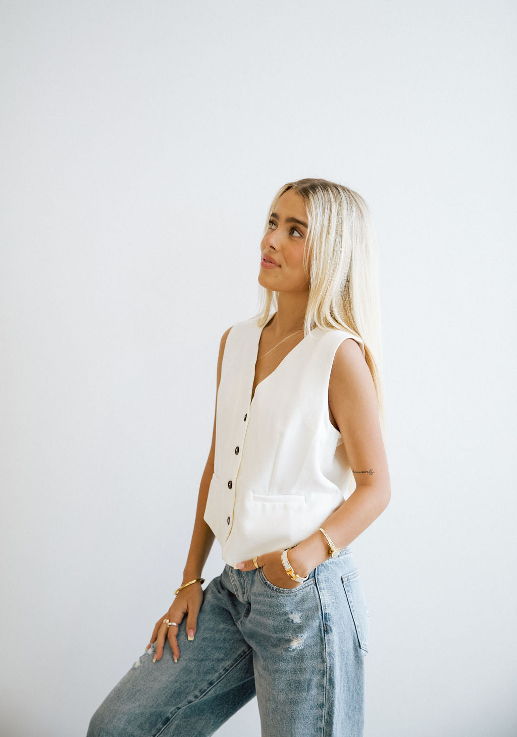 Lara Vest