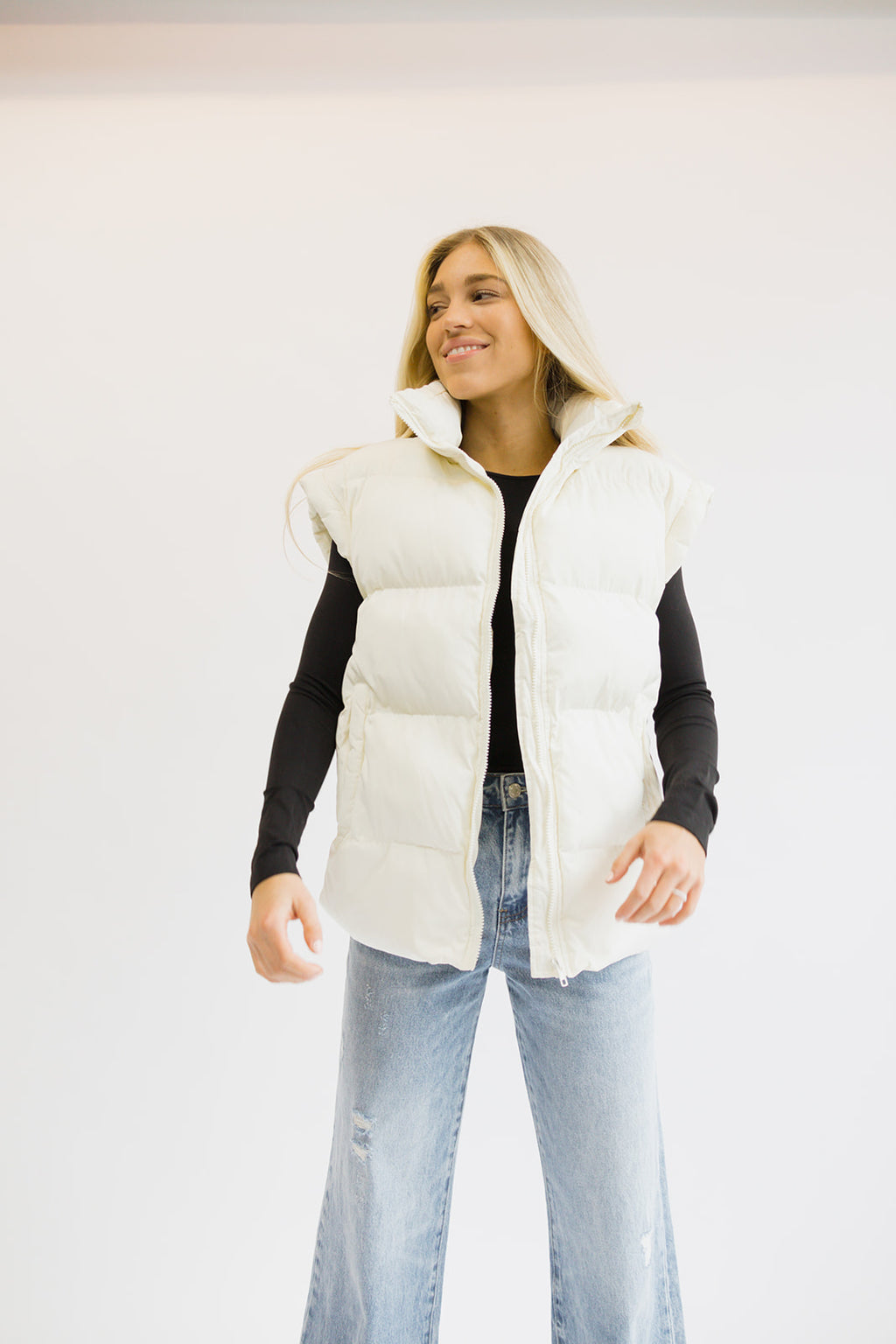 Ava Puffer Vest // Cream