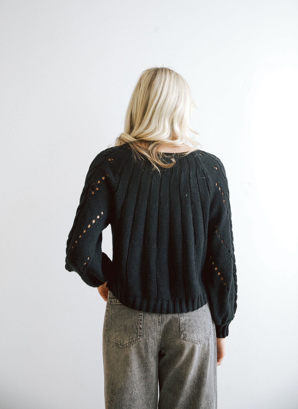 Aster Sweater // Black