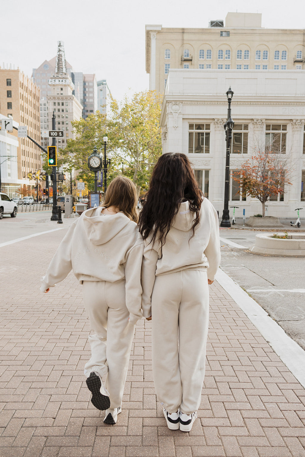 Isla Grove Original Sweatpants // Coconut