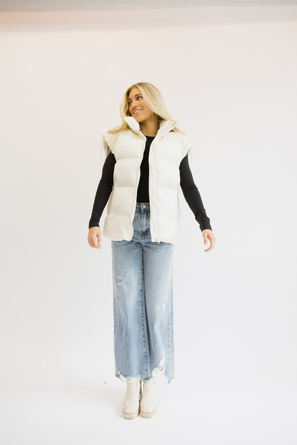Ava Puffer Vest // Cream