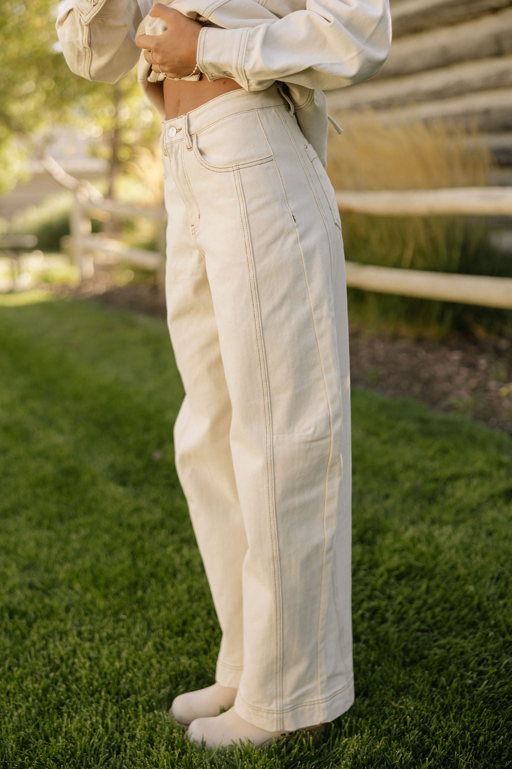 Saddle Up Barrel Jeans