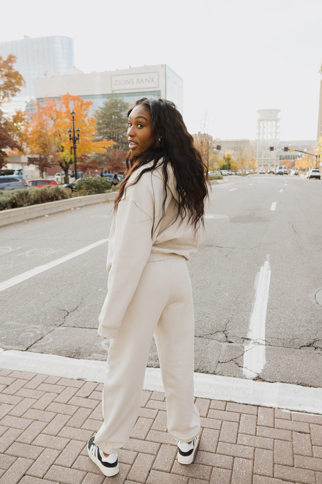 Isla Grove Original Sweatpants // Coconut
