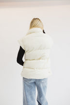 Ava Puffer Vest // Cream