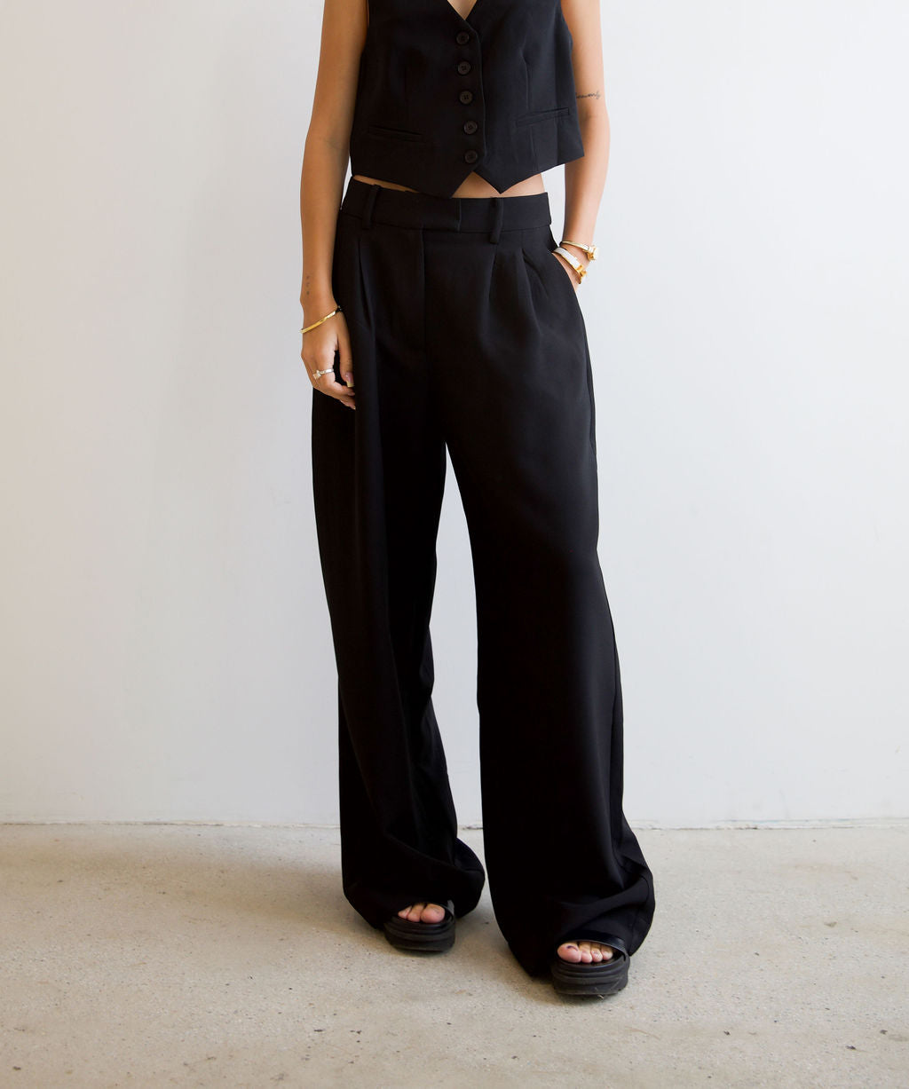 Rowan Pleated Trousers