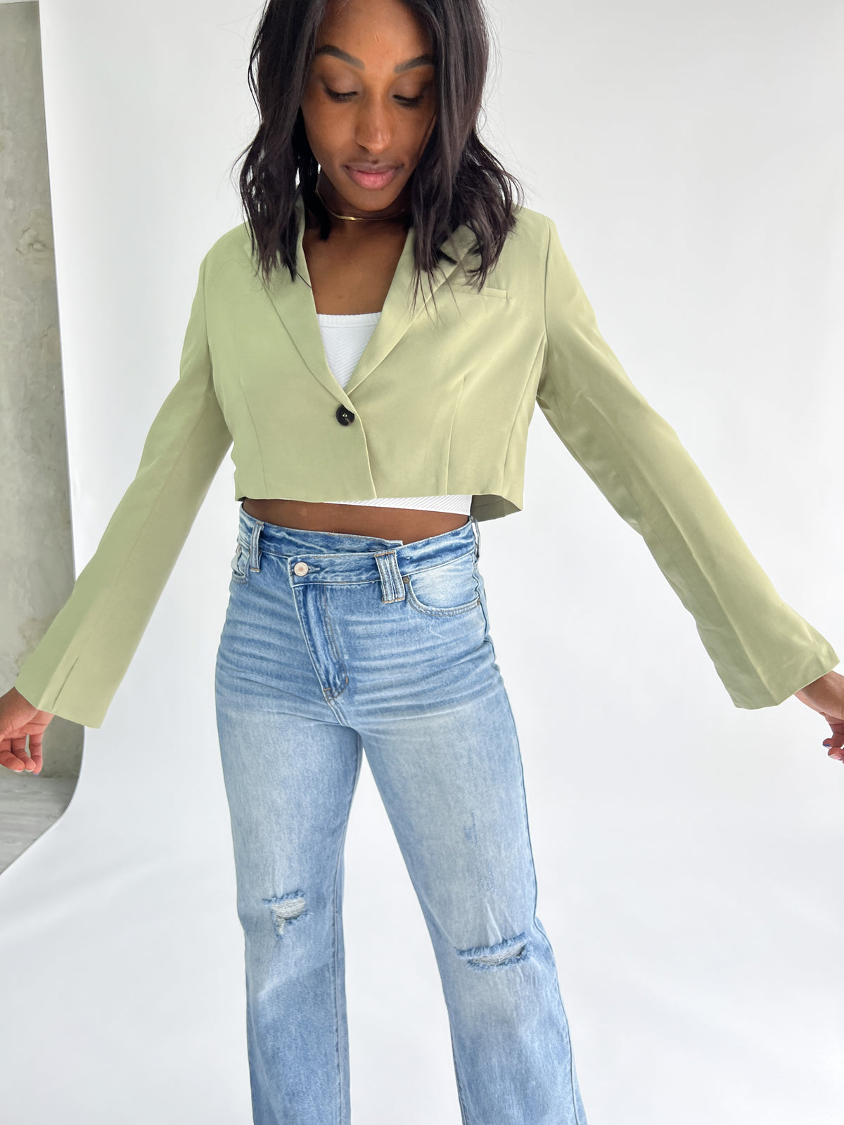 Kai Cropped Blazer